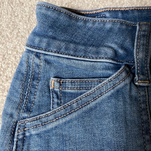 AEO Hi-Rise Mini Denim Skirt Patch Pockets-2 - Picture 3 of 9